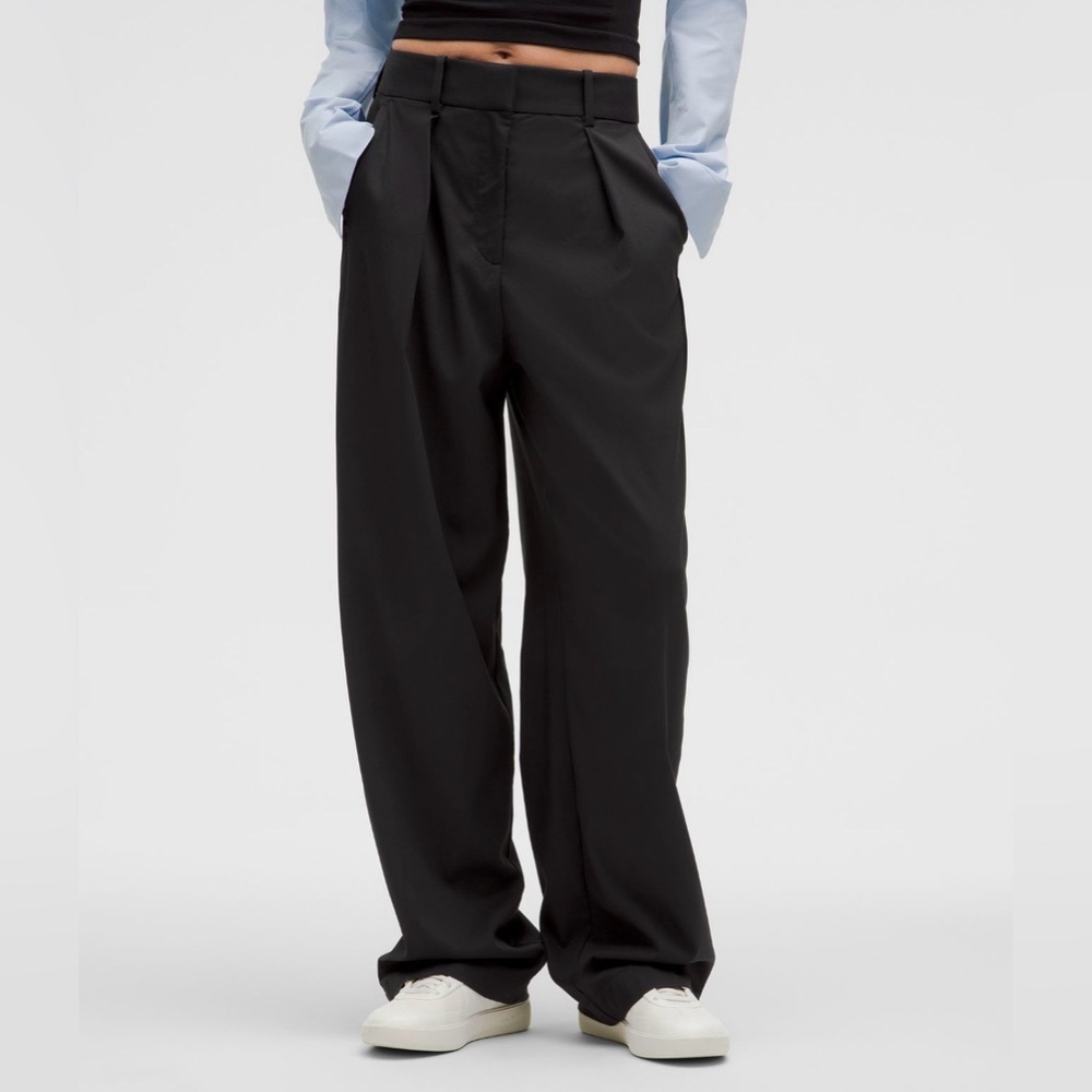 Lululemon Pleat Front High Rise Wide Leg Trouser Pants ~ Black ~ Sz 0 Reg